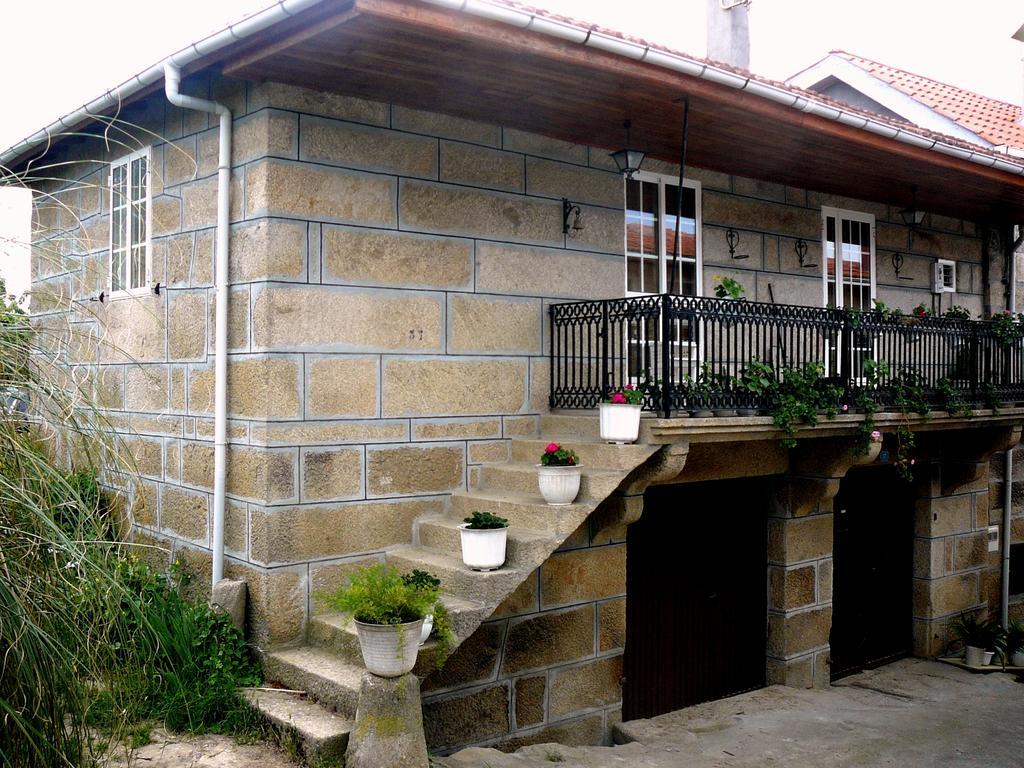 Apartamentos Turisticos Casa Dos Pulidos Olas de Villarino ภายนอก รูปภาพ